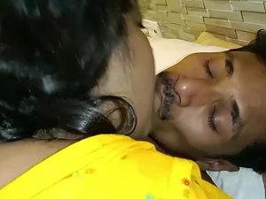 Rough sex with spitting and choking. Desi babe submits to dominant guy.